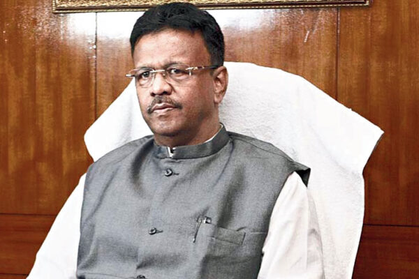 বস্তিবাসীদের জন্য সুখবর ফিরহাদের Firhad's good news for slum dwellers