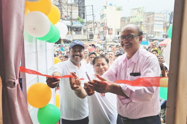 Kaliachak এ পুলিশের সাইকেল র‍যালি