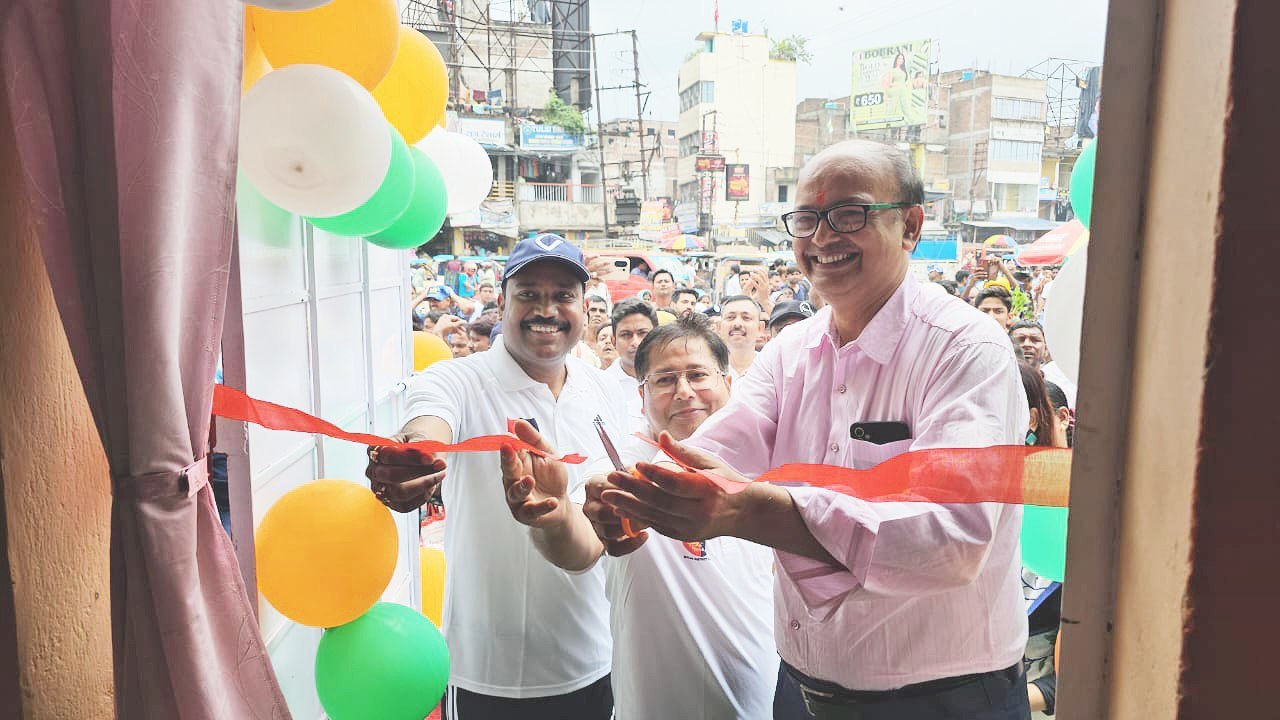 Kaliachak এ পুলিশের সাইকেল র‍যালি